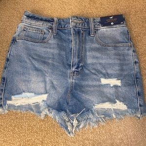 Hollister high rise light wash mom shorts